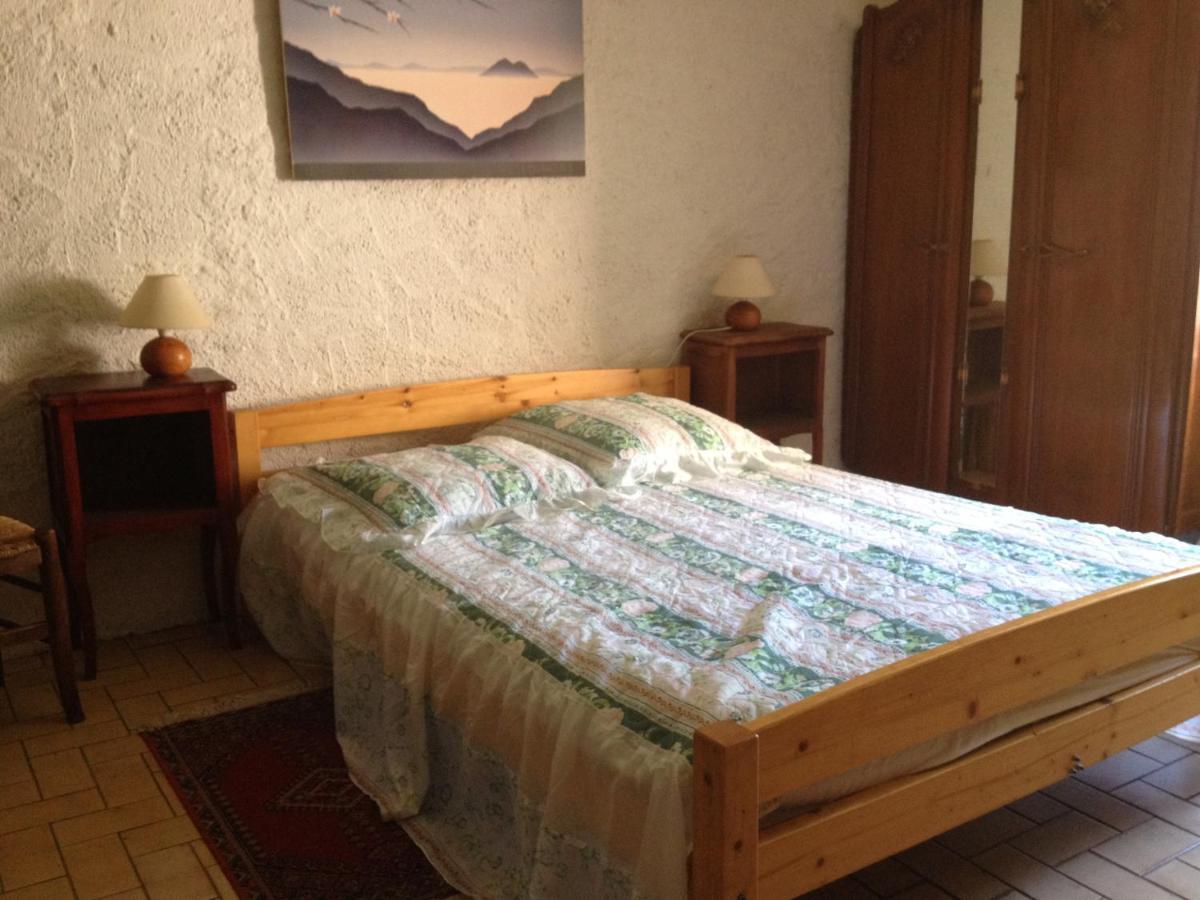 Ferienhaus Ferme De Ma Grand-mere Le Haut-du-Them