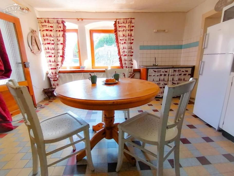 Ferme De Ma Grand-mere Ferienhaus Le Haut-du-Them